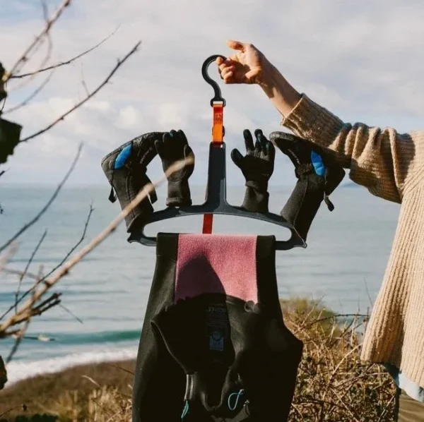 C-Monsta Wetsuit Hanger - Image 1